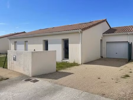 maison de 72 m2 à mignaloux-beauvoir   2 chambres  jardin  garage