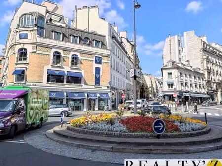 local commercial 28 m²