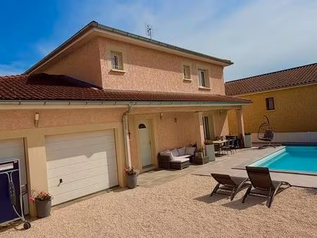 ? maison familiale 130 m² avec piscine – ambérieu-en-bugey