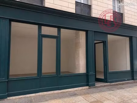 local commercial 40 m² paris 4ème