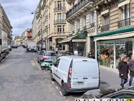 local commercial 155 m²