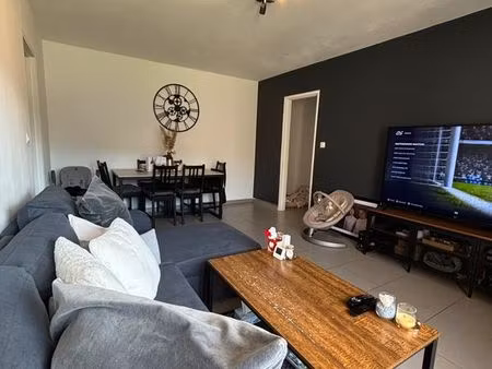appartement t3 rénové avec garage et balcon - chalamont centre