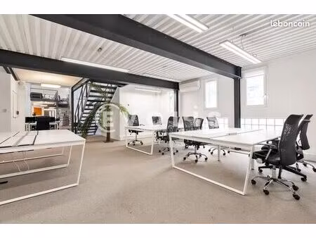 bureaux 741 m²