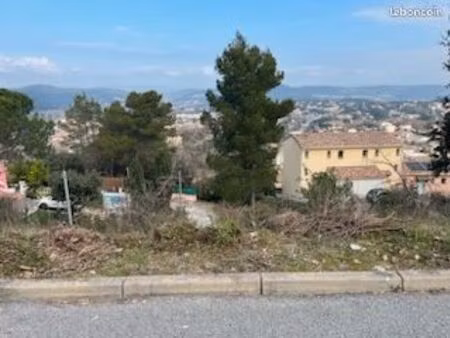 terrain constructible