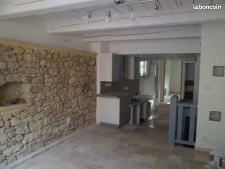 a saisir charmant t4 en duplex 65 m² rénové à neuf au calme  possibilité de terrasse tropé
