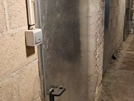 cave sèche 5m² paris 10e – sécurisée – accès 24h/24