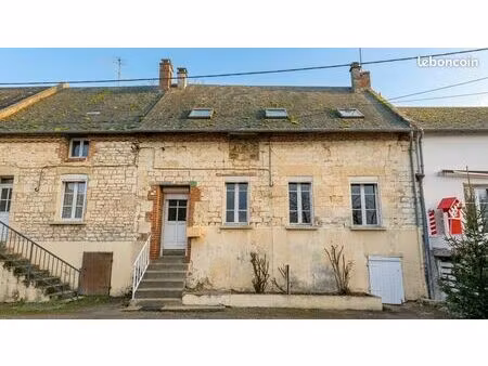 maison de village - 5 chambres
