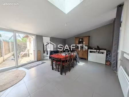 maison 4 pièces 95 m²