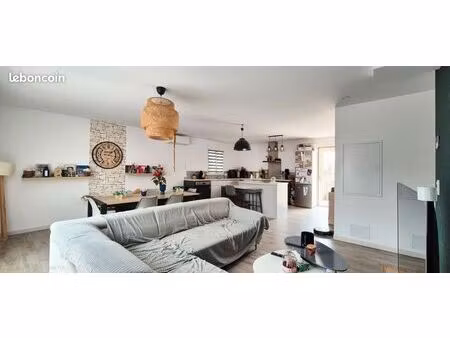 villa 5 pièces 83 m²