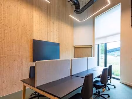 dernier espace de bureau à louer chez upoffiz !