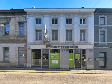 maison de commerce 3 chambres  jardin et garage