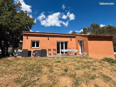 villa 3 chambres plain-pied 135m² rocbaron
