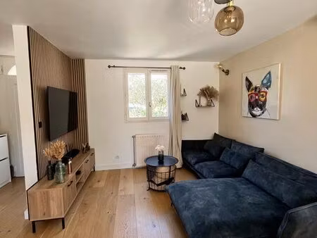 maison mitoyenne dans lotissement