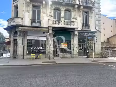 location locaux professionnels 3 pièces 89 m² à le puy-en-velay (43000)  500 €