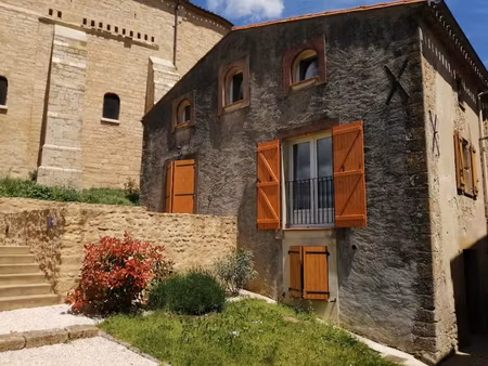 location maison 5 pièces 200 m² à cazalrenoux (11270)  700 €