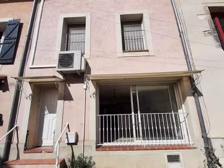location maison 3 pièces 90 m² à saint-gilles (30800)  720 €