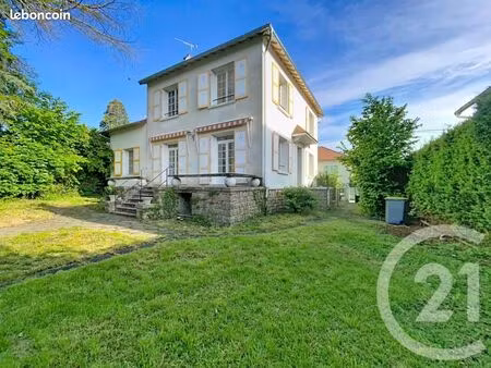 maison 6 pièces 156 m²