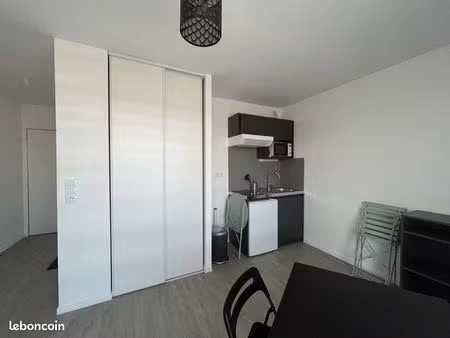 studio 1 pièce 23 m²