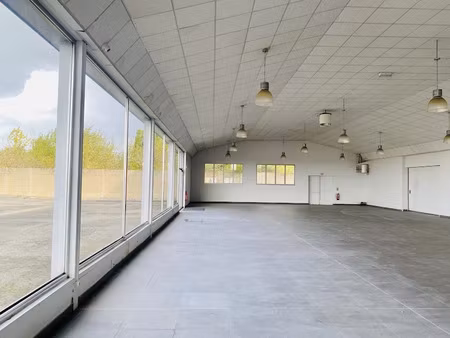 location locaux professionnels 0 pièces 1060 m² à poulainville (80260)  6 500 €