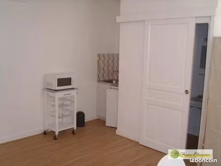 studio 1 pièce 18 m²