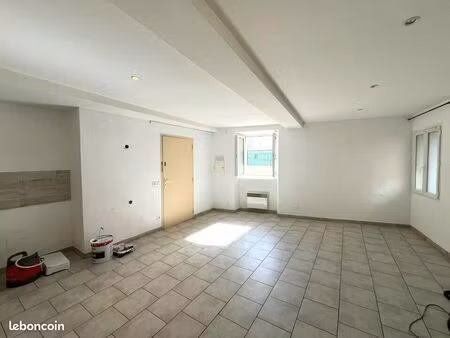 bureaux 49 m² le luc