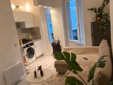 studio 1 pièce 18 m²