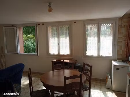 chambre 1 pièce 68 m²