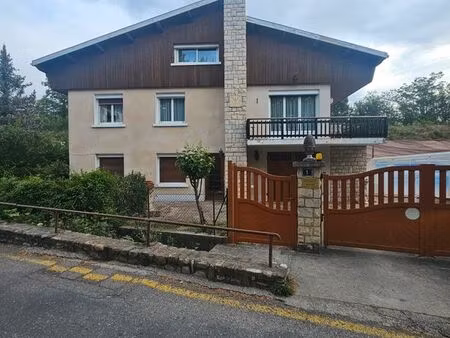 vends maison individuelle