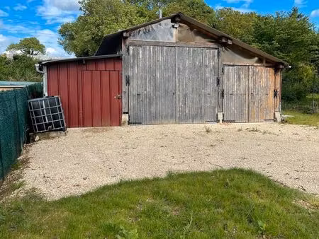entrepot 74 m²