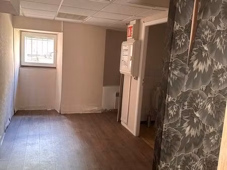 local commercial hyper centre