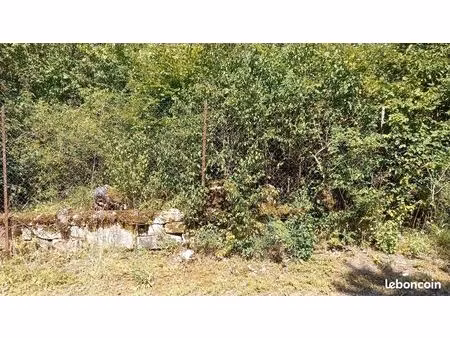 terrain pour jardin 879m2