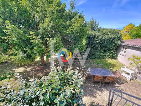 vente : maison t5 (121 m²) à saint jean de la ruelle