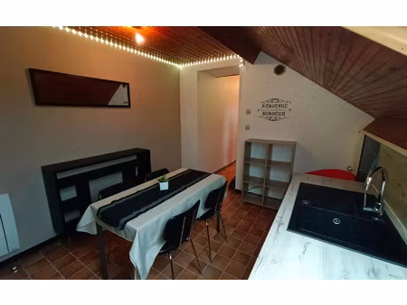 location appartement  m² t-2 à mamers  450 €