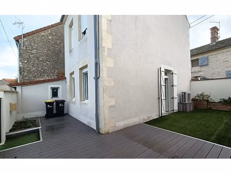 location maison  m² t-1 à garchizy  622 €