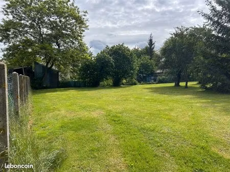 terrain constructible 1096 m2