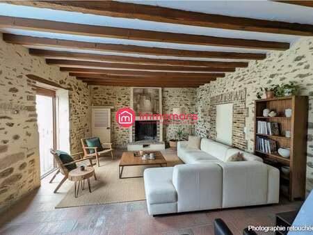 vente immeuble à aigné (72650) : à vendre / 200m² aigné