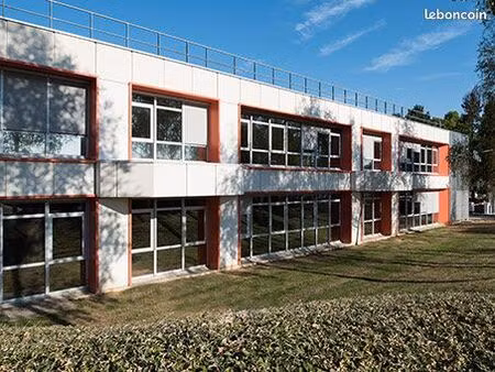 bureau privé à louer pour 1 personnes à orly orlytech paris-orly