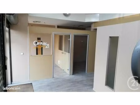 commerce 75 m²