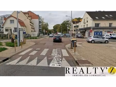 local commercial 55 m²