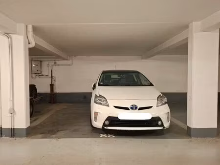 place de parking - porte de versailles - corentin celton