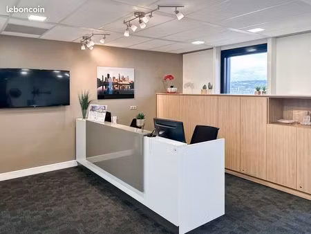 bureau privé à louer pour 1 personnes à rueil  gare rueil-malmaison