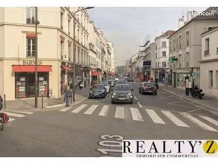 local commercial 90 m²