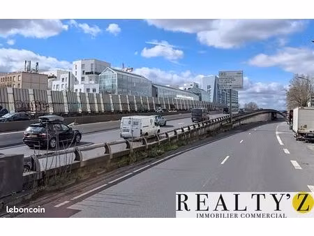 local commercial 1 252 m²