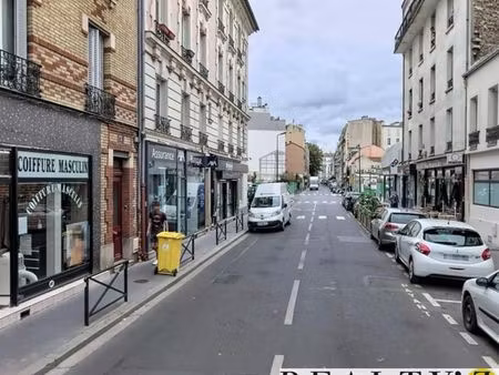 local commercial 56 m²
