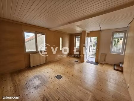 bureaux 100 m²