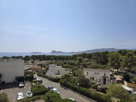 location appartement 1 pièce 26 m² à la ciotat (13600)