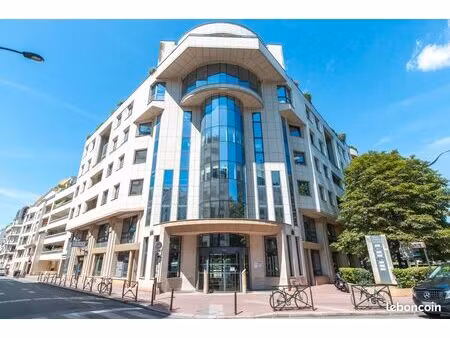 bureau privé à louer pour 1 personnes à levallois-perret anatole france