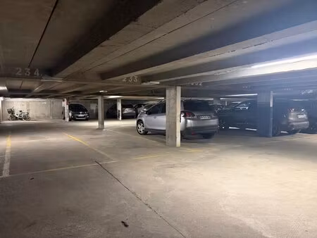 boulogne billancourt - parchamp albert khan- place de parking