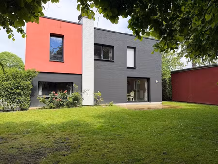 location maison 5 pièces 130 m² à tourcoing (59200)  2 100 €