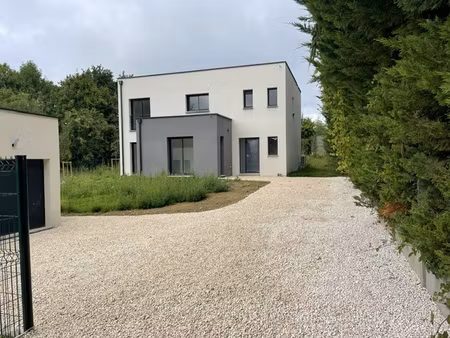 à louer maison t6 de 147.60 m2